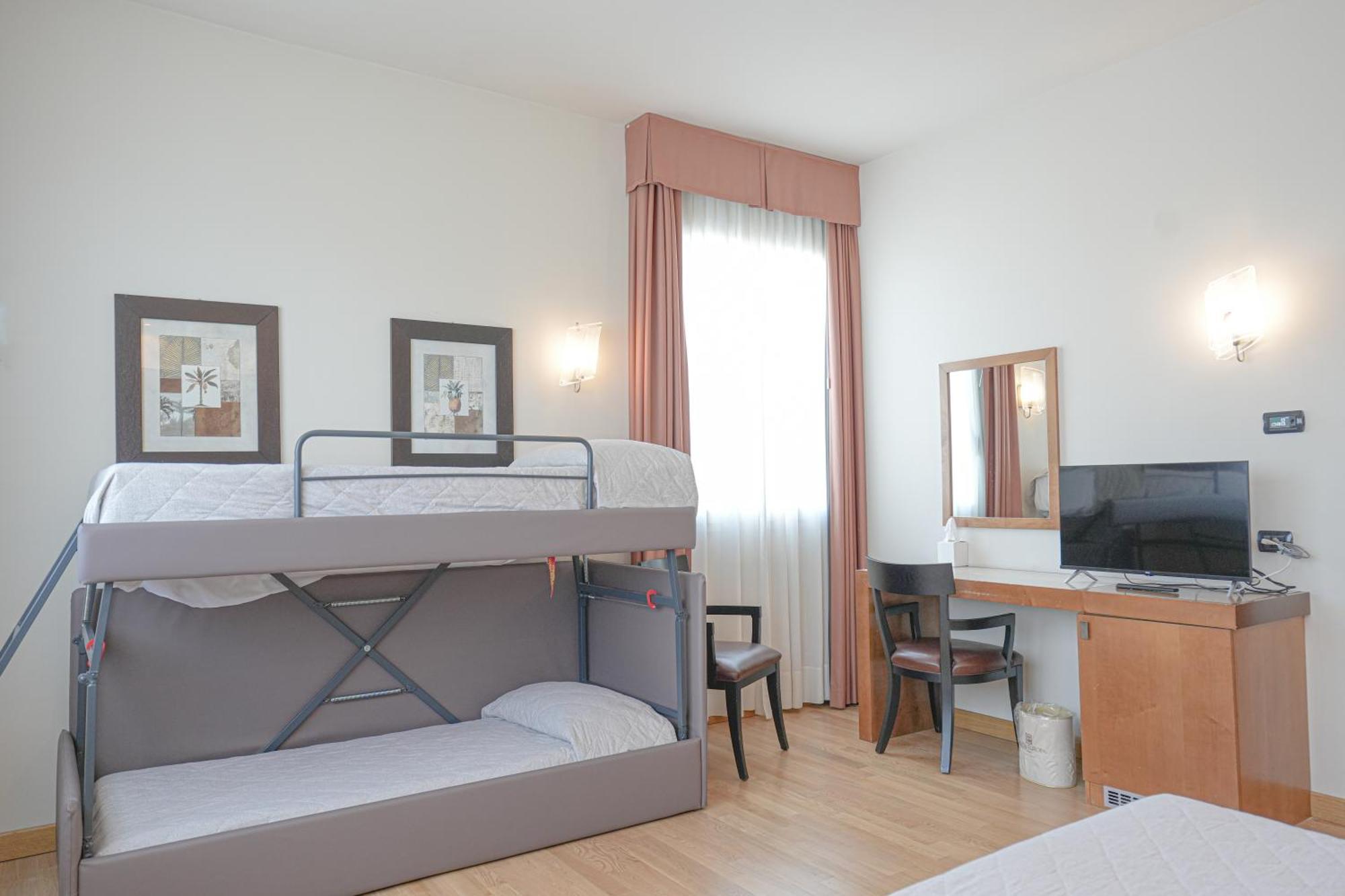 Hotel Europa 4*